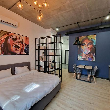 Apart Hotel Loft Almaty Eksteriør billede