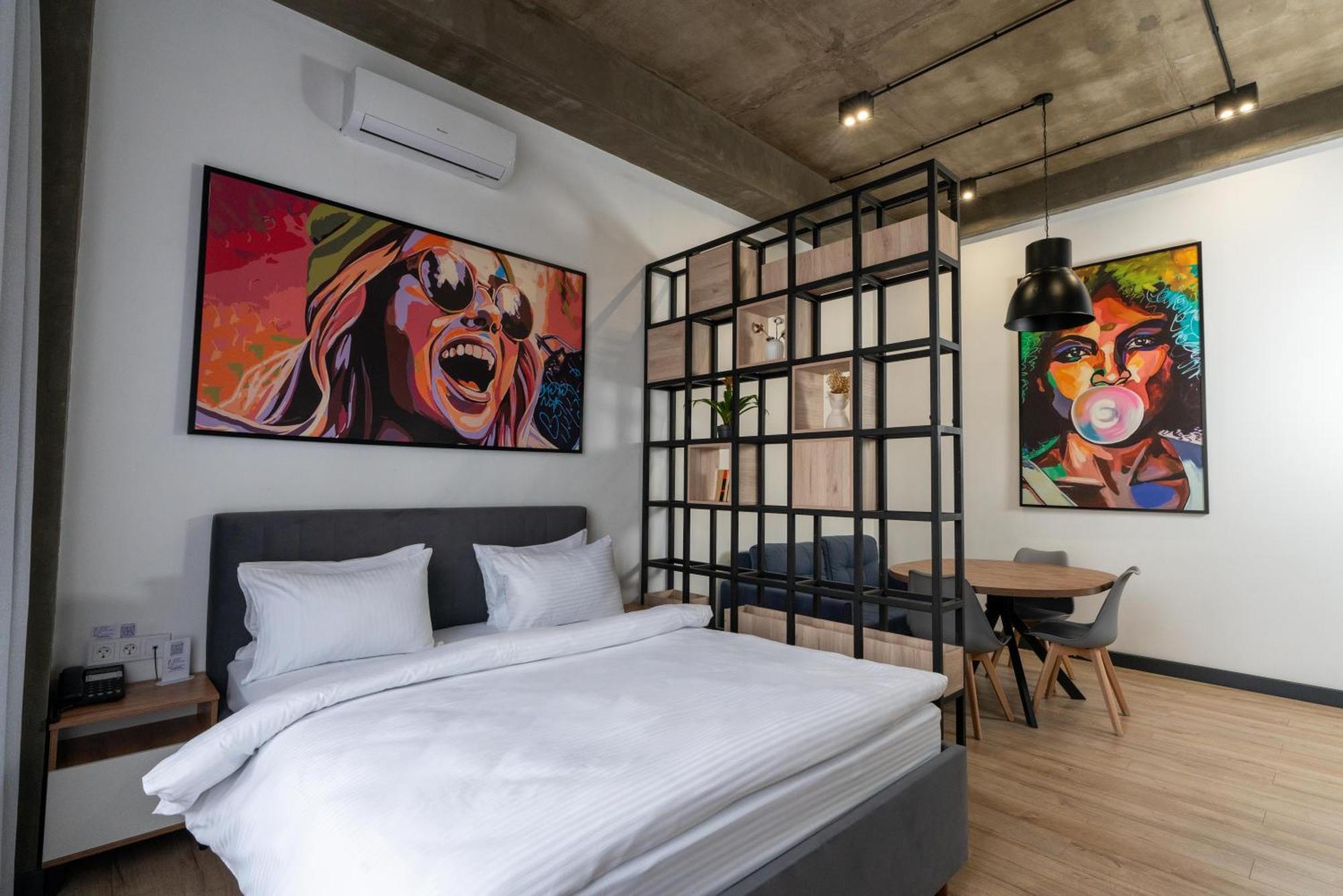 Apart Hotel Loft Almaty Eksteriør billede
